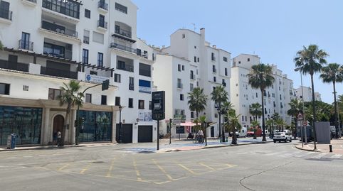 Foto 2 de Apartamento en venta en Avenida de Julio Iglesias, Puerto Banús, Marbella