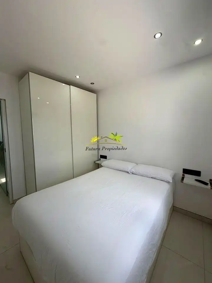 Habitación de Piso en venta en Haría con Amueblado