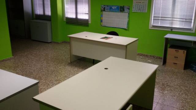 Oficina en Alquiler en Los Ángeles