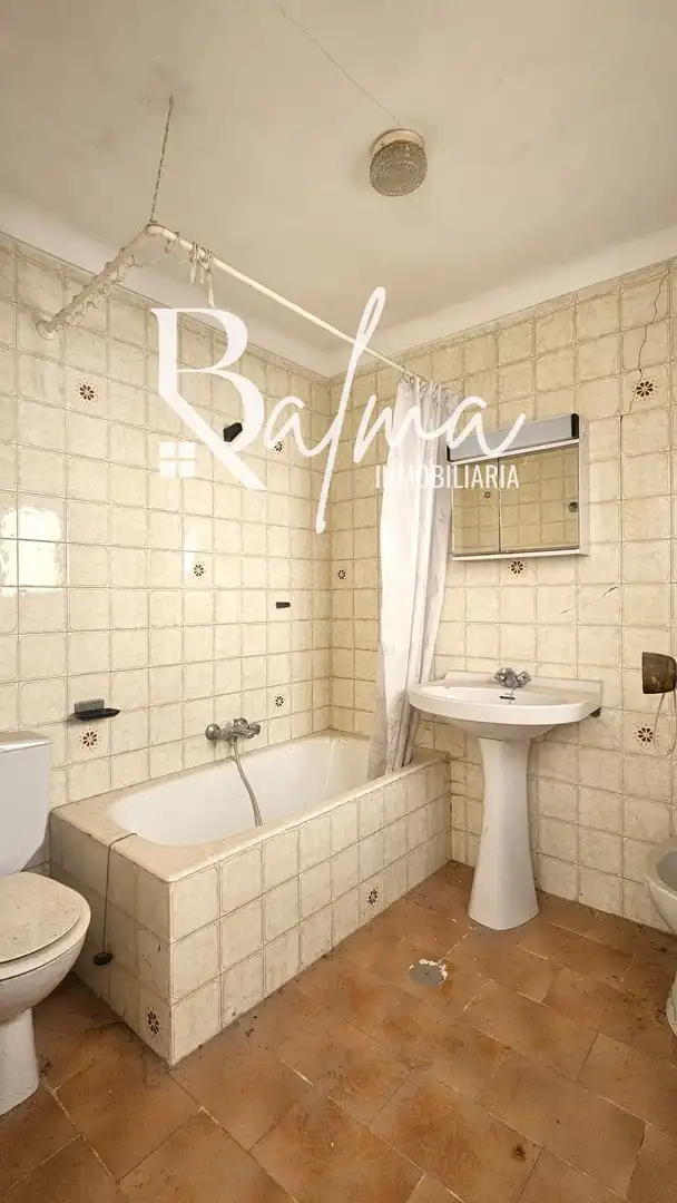 Bathroom of Detached homes for sale in Villanueva del Trabuco  with Air Conditioner and Storage room