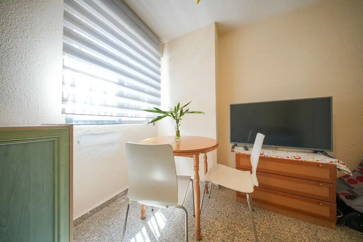 Living room of Ground floor for sale in Madrid  with Heating