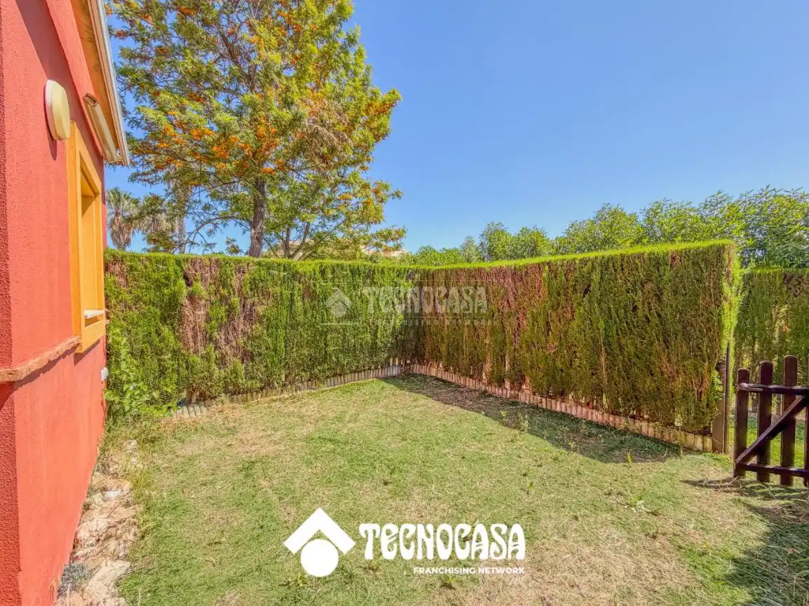 Garden of Flat for sale in Rota  with Air Conditioner, Terrace and Storage room