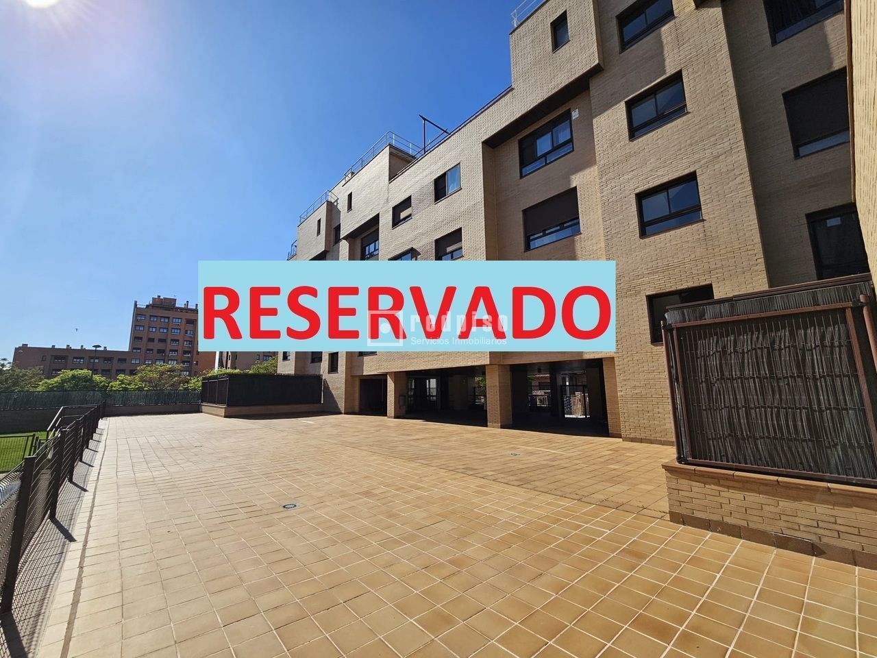 Vista exterior de Pis en venda en Fuenlabrada amb Aire condicionat, Calefacció i Traster