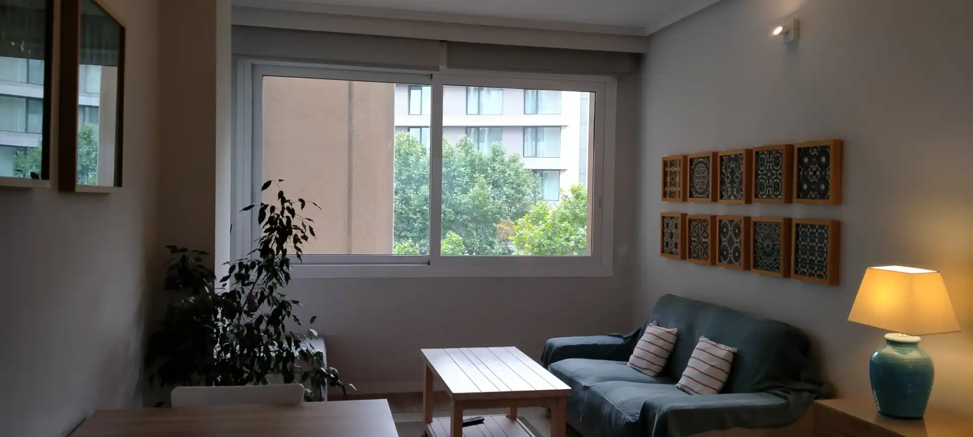 Living room of Flat for rent in Madrid  with Air Conditioner, Heating and Furnished