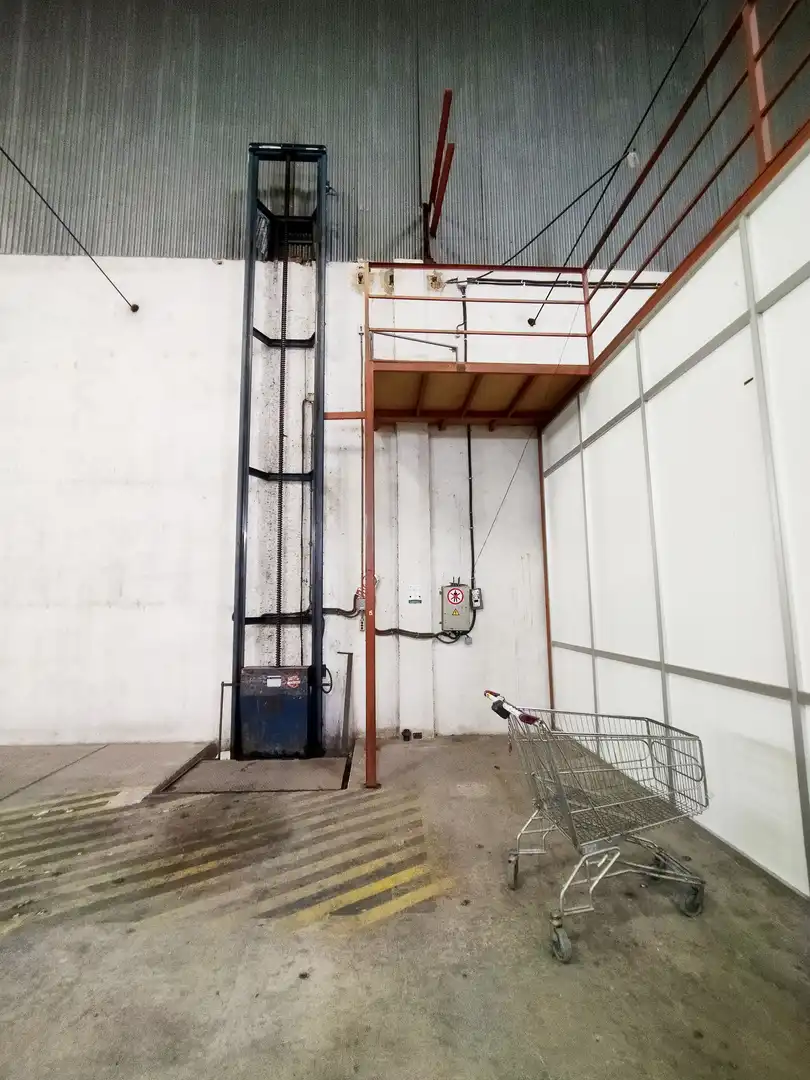 Nau industrial de lloguer a Calle Torredonjimeno, imagen 17