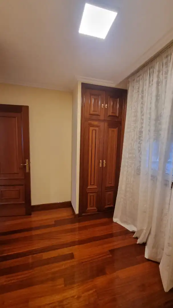 Bedroom of Flat for sale in Vigo   with Parquet flooring and Storage room