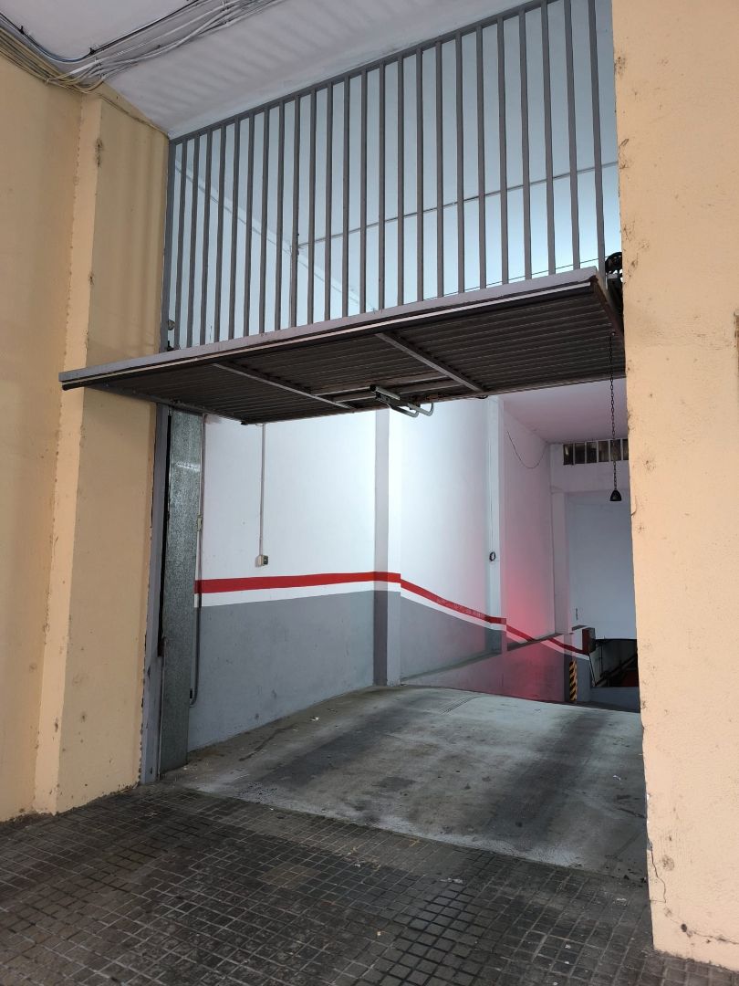 Garatge en venda en Viladecans