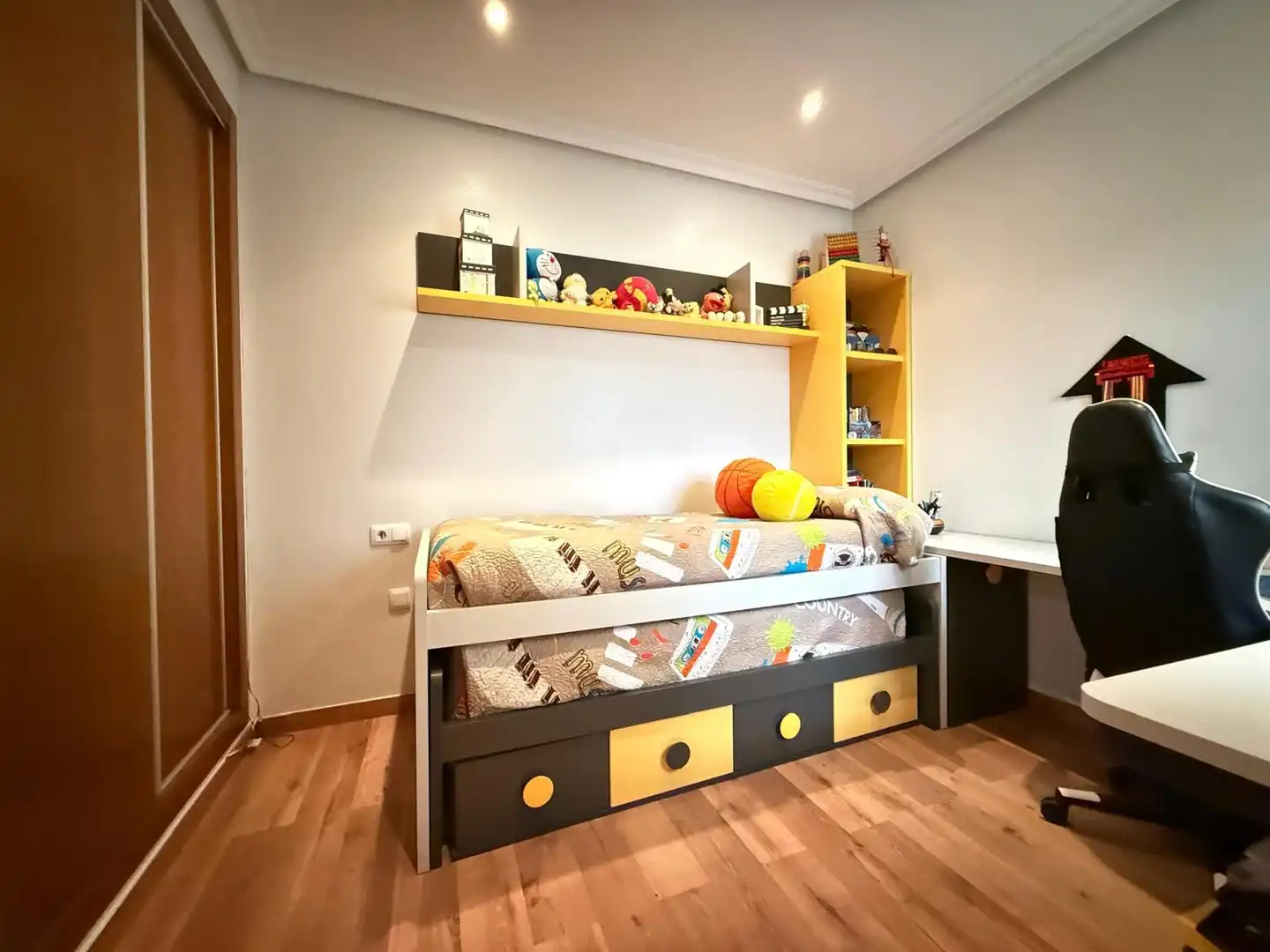 Dormitori de Àtic en venda en San Pedro del Pinatar amb Aire condicionat, Jardí privat i Terrassa