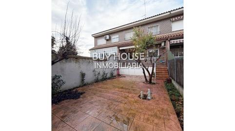 Foto 2 de Casa o xalet de lloguer a Estación - Cruz Roja, Illescas
