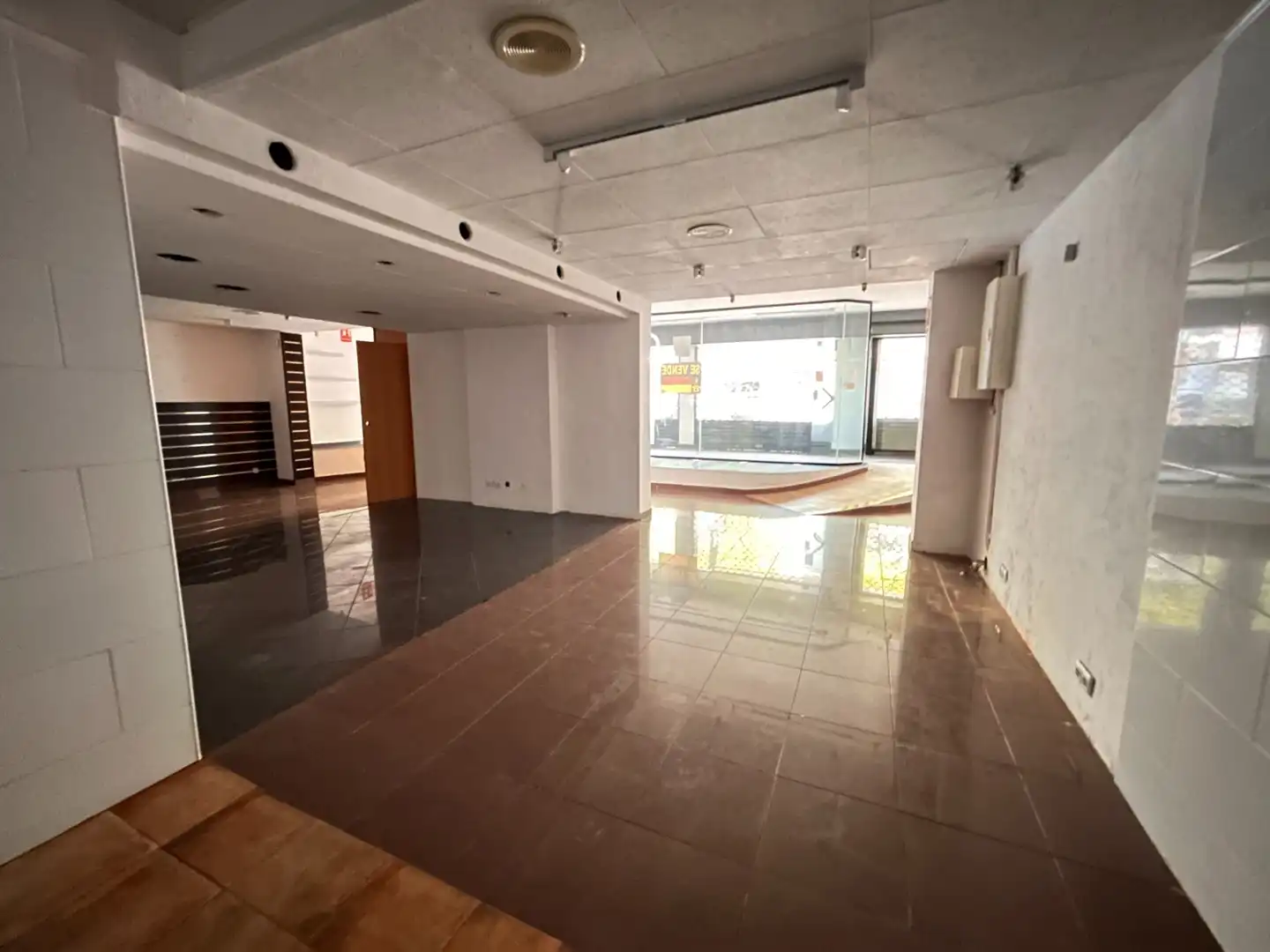 Local comercial en venda a La Roureda, imagen 4