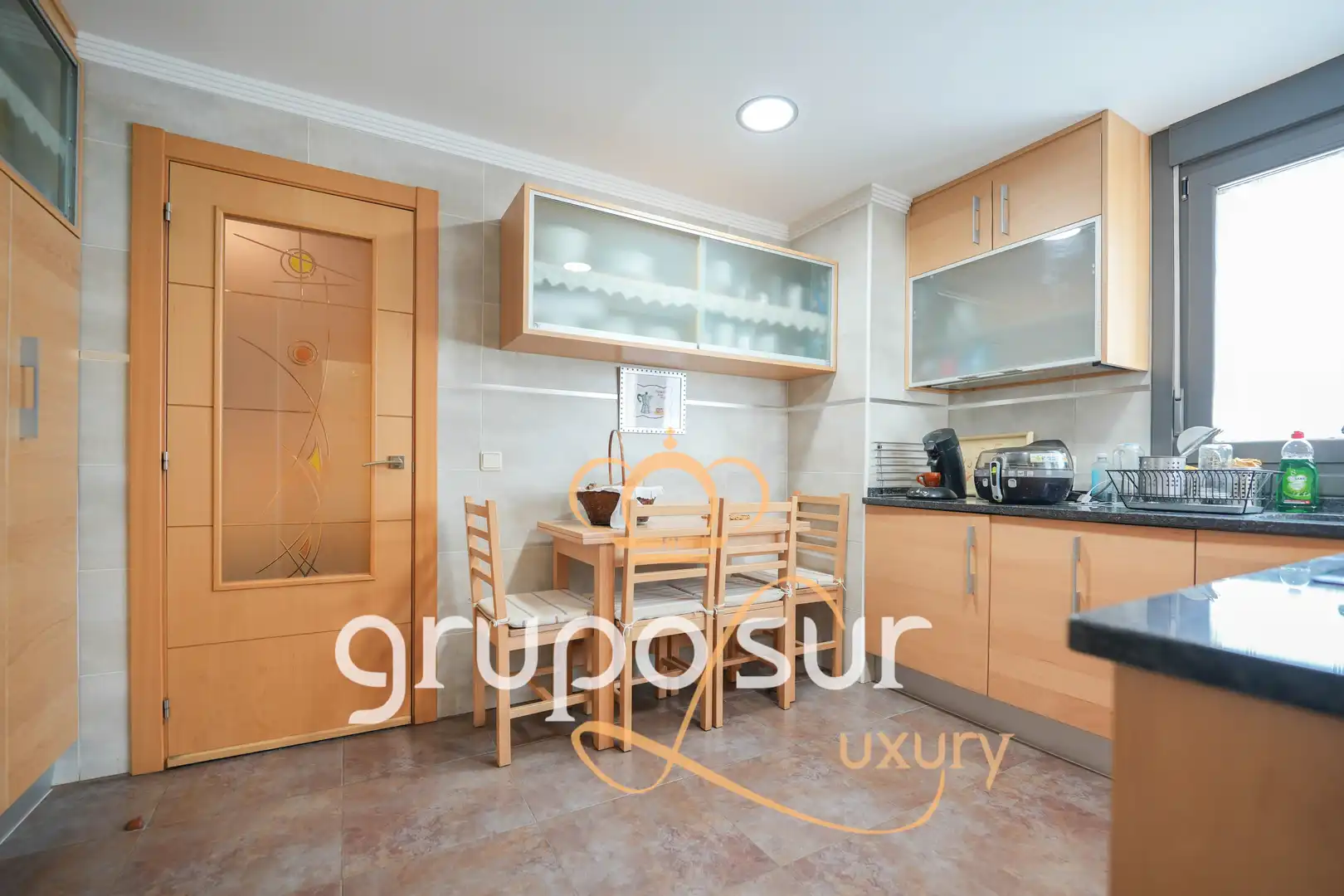 Cocina de Casa o chalet en venta en Aldeamayor de San Martín con Calefacción, Jardín privado y Terraza