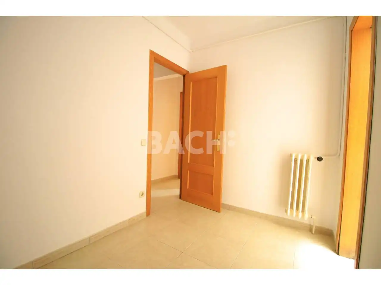 Bedroom of Flat for sale in Vic  with Heating and Balcony