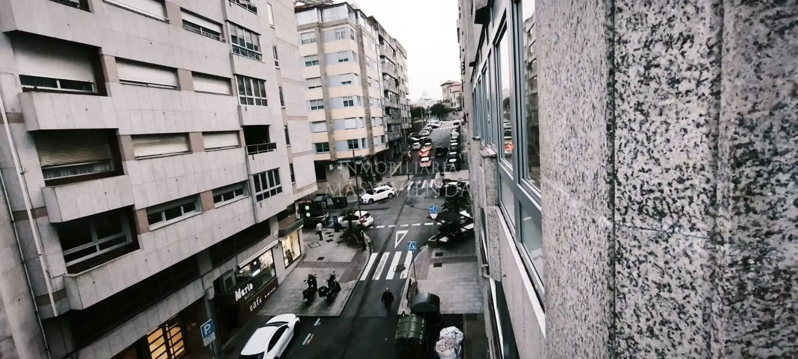 Vista exterior de Piso en venta en Vigo  con Calefacción, Terraza y Trastero