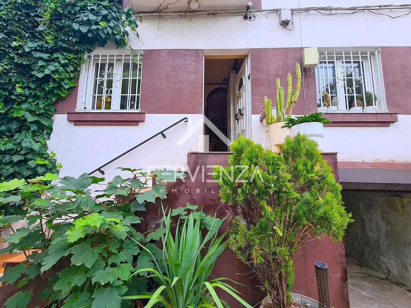 Vista exterior de Casa o chalet en venta en Oviedo 