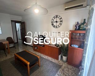 Living room of Flat to rent in  Madrid Capital  with Air Conditioner, Heating and Terrace