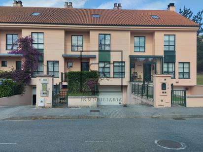 Exterior view of Single-family semi-detached for sale in Culleredo  with Heating, Private garden and Terrace