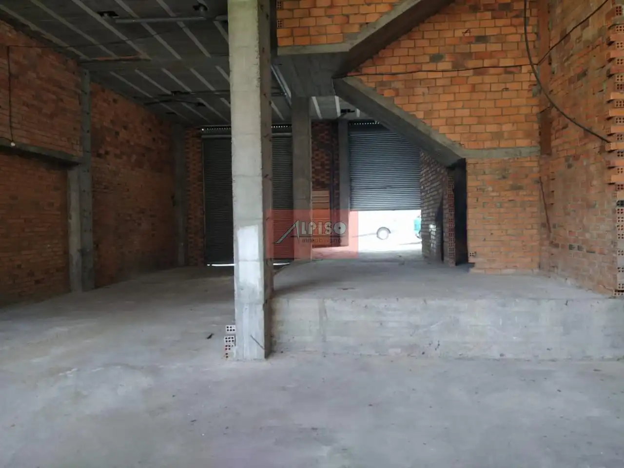 Business premises for sale in Salvador Madariaga, imagen 6