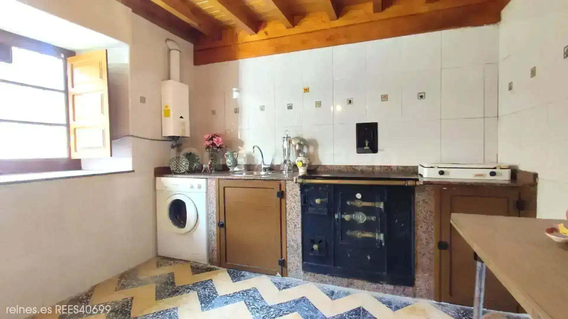 Cocina de Casa o chalet en venta en Cabrales con Terraza y Amueblado