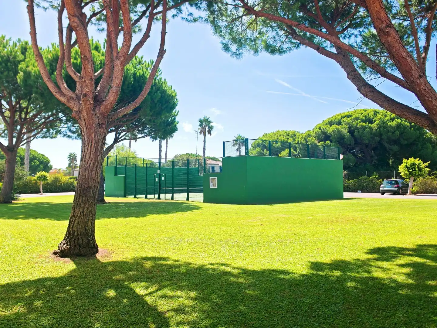 Apartamento con terraza en venta en Novo Sancti Petri, imagen 6