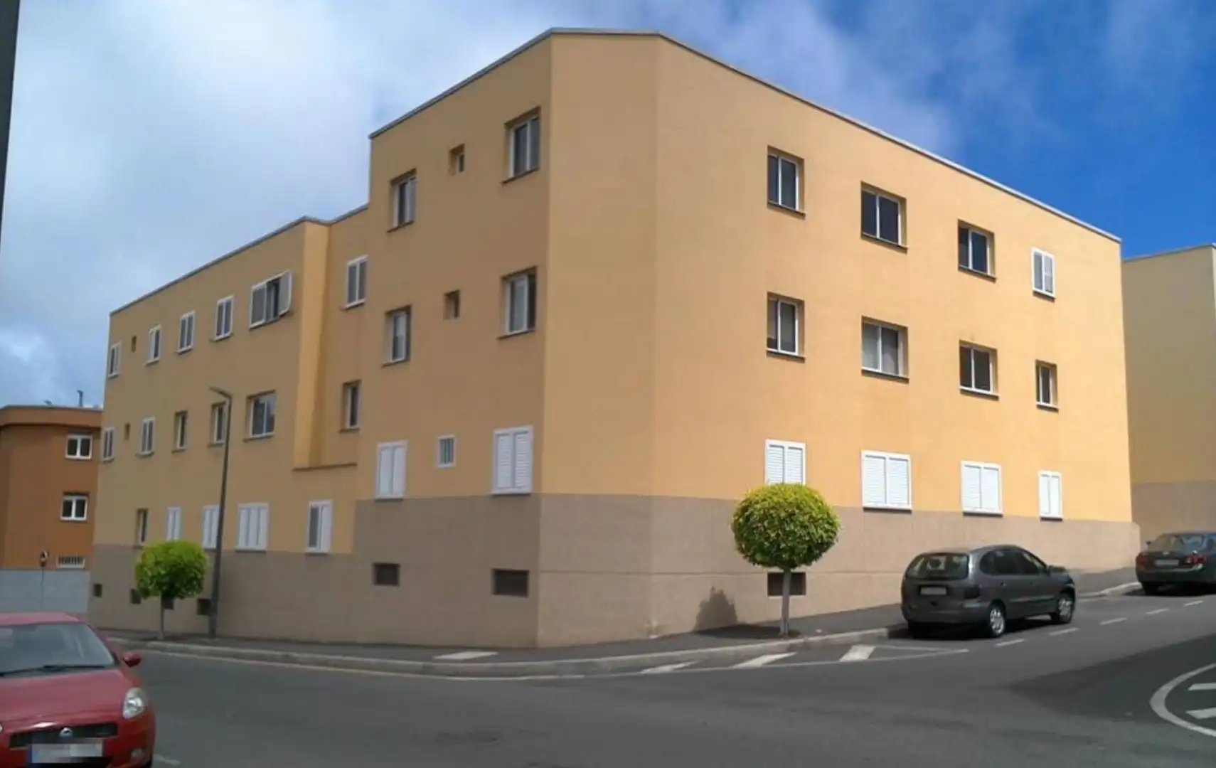 Vista exterior de Piso en venta en Arucas