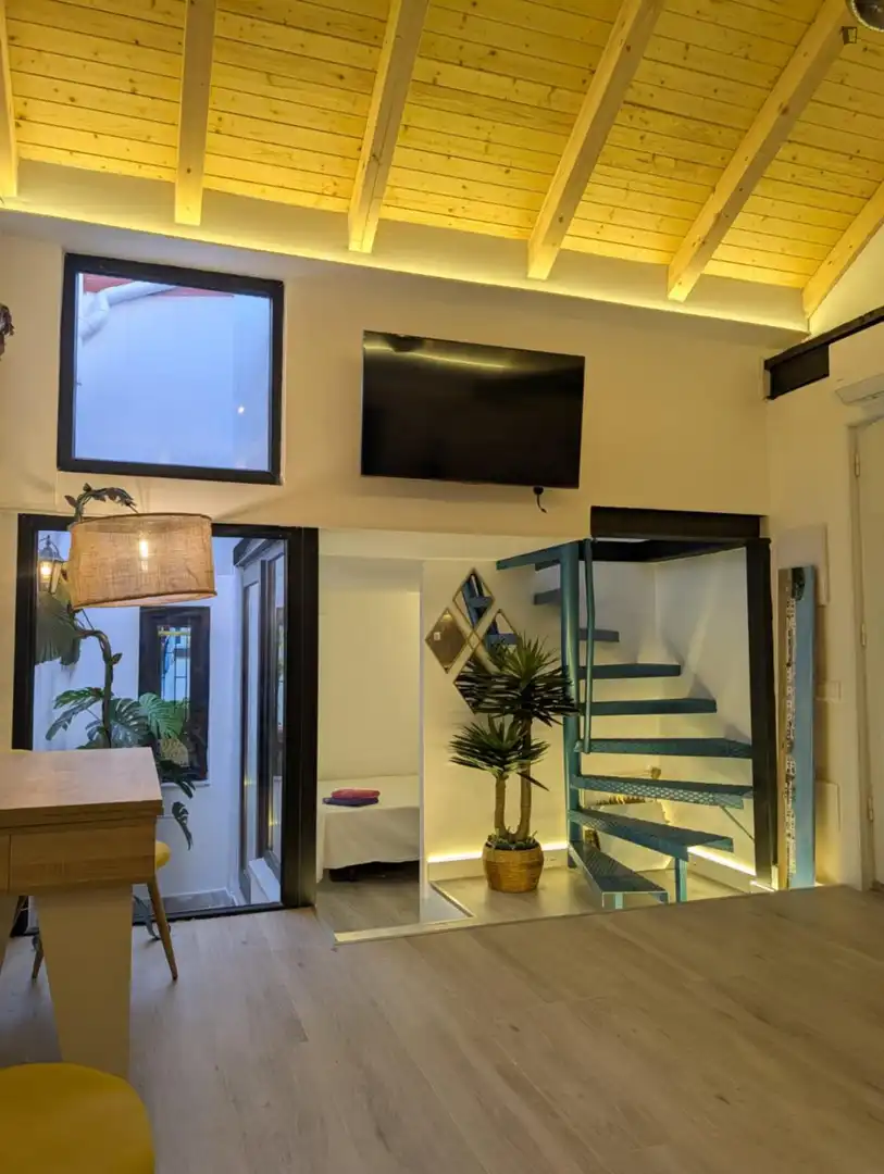 Living room of Houses for rent in Madrid  with Air Conditioner, Furnished and Washing machine
