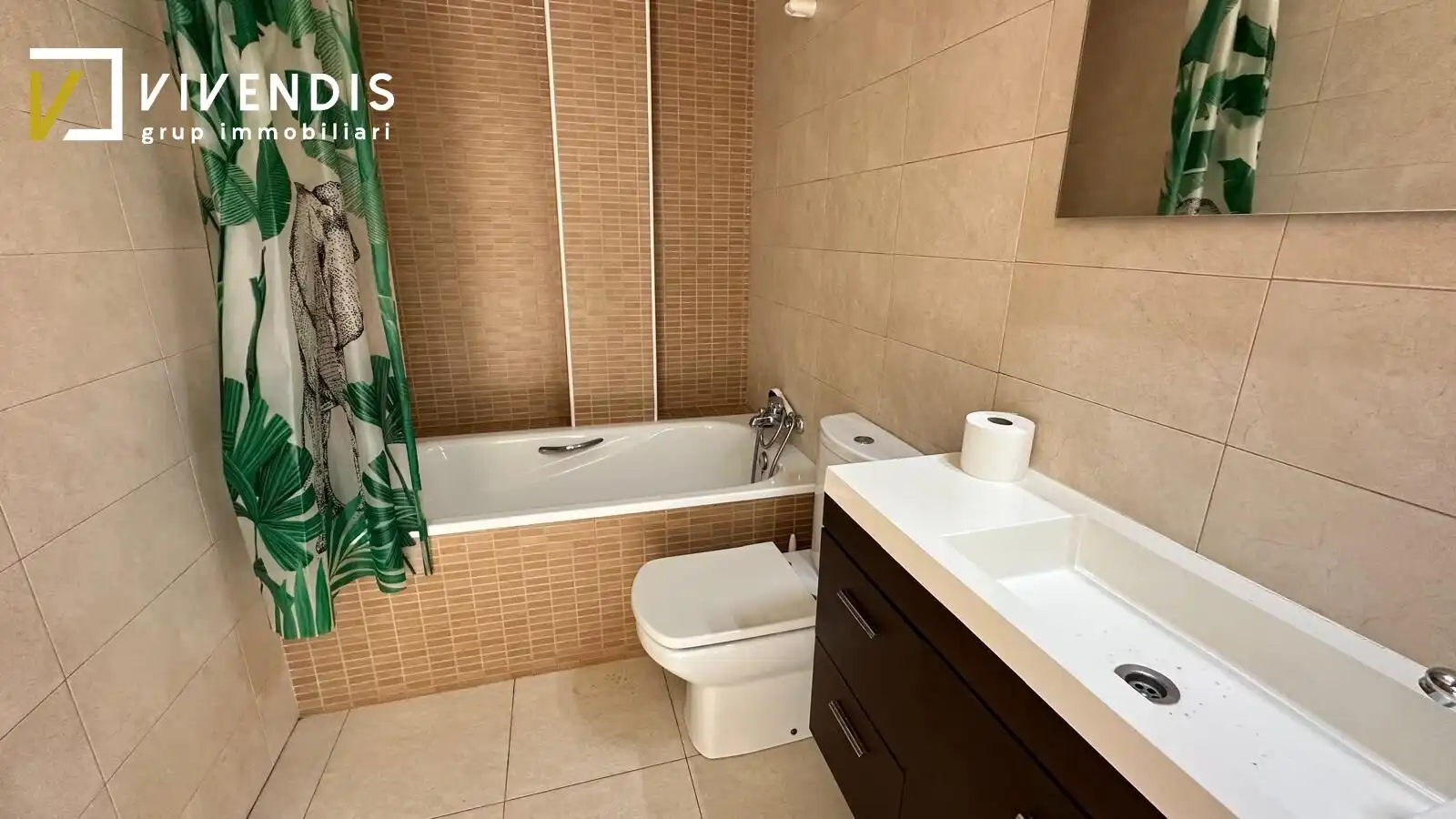Baño de Planta baja en venta en Les Borges Blanques con Calefacción y Trastero
