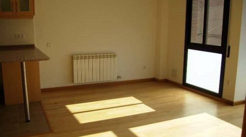 Foto 2 de Piso en venta en Calle Linne, La Cogullada, Terrassa