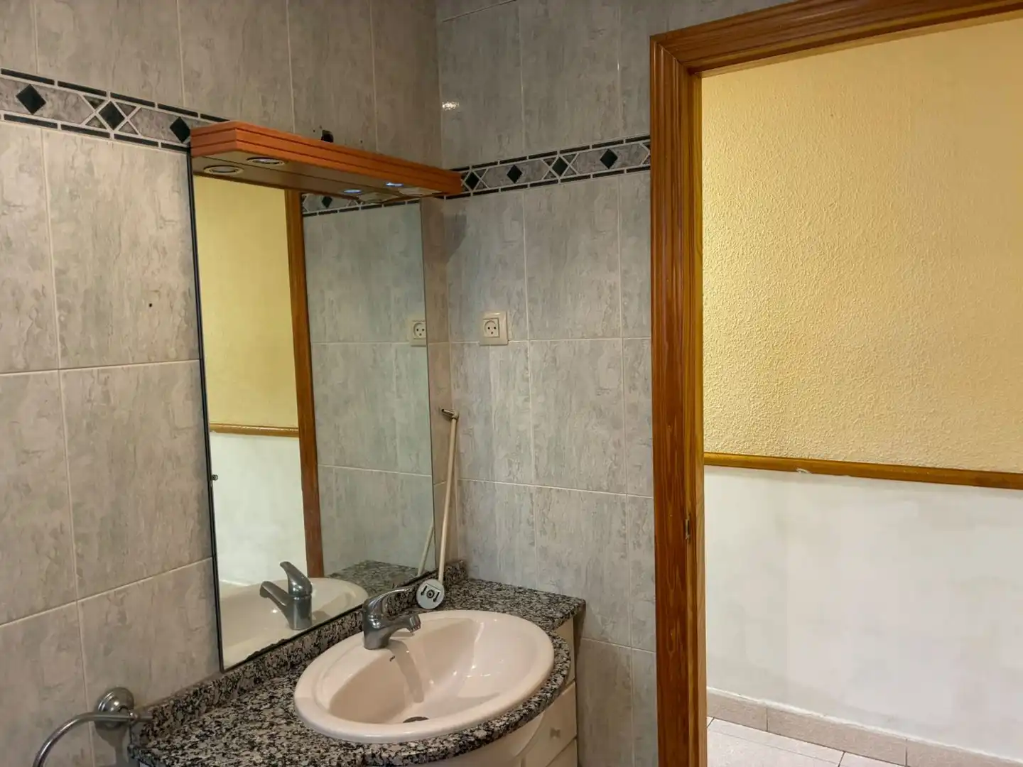 Baño de Piso en venta en Albacete con Calefacción