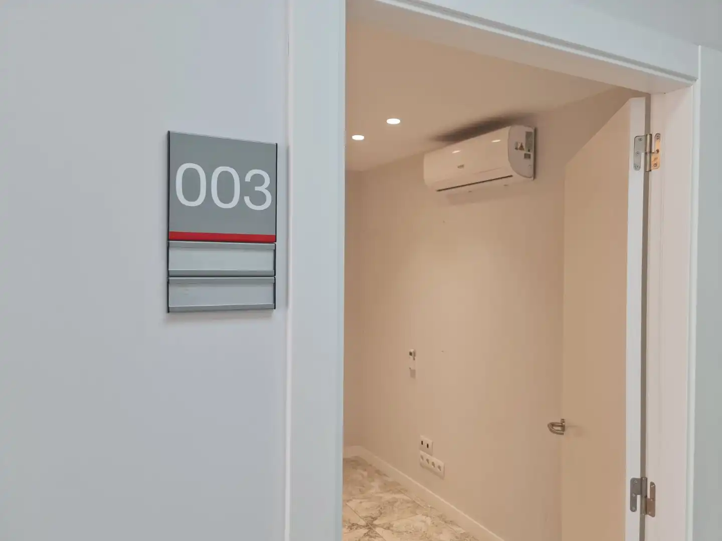 Local comercial de lloguer a jacint verdaguer 32, imagen 41