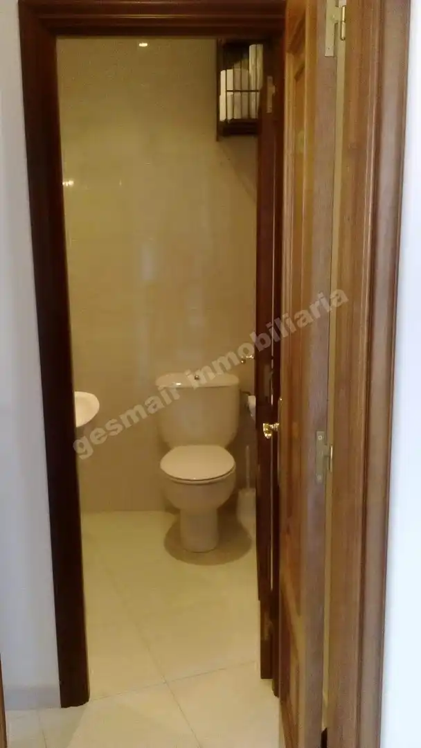 Office space with lift to rent in Rúa Michelena, imagen 6