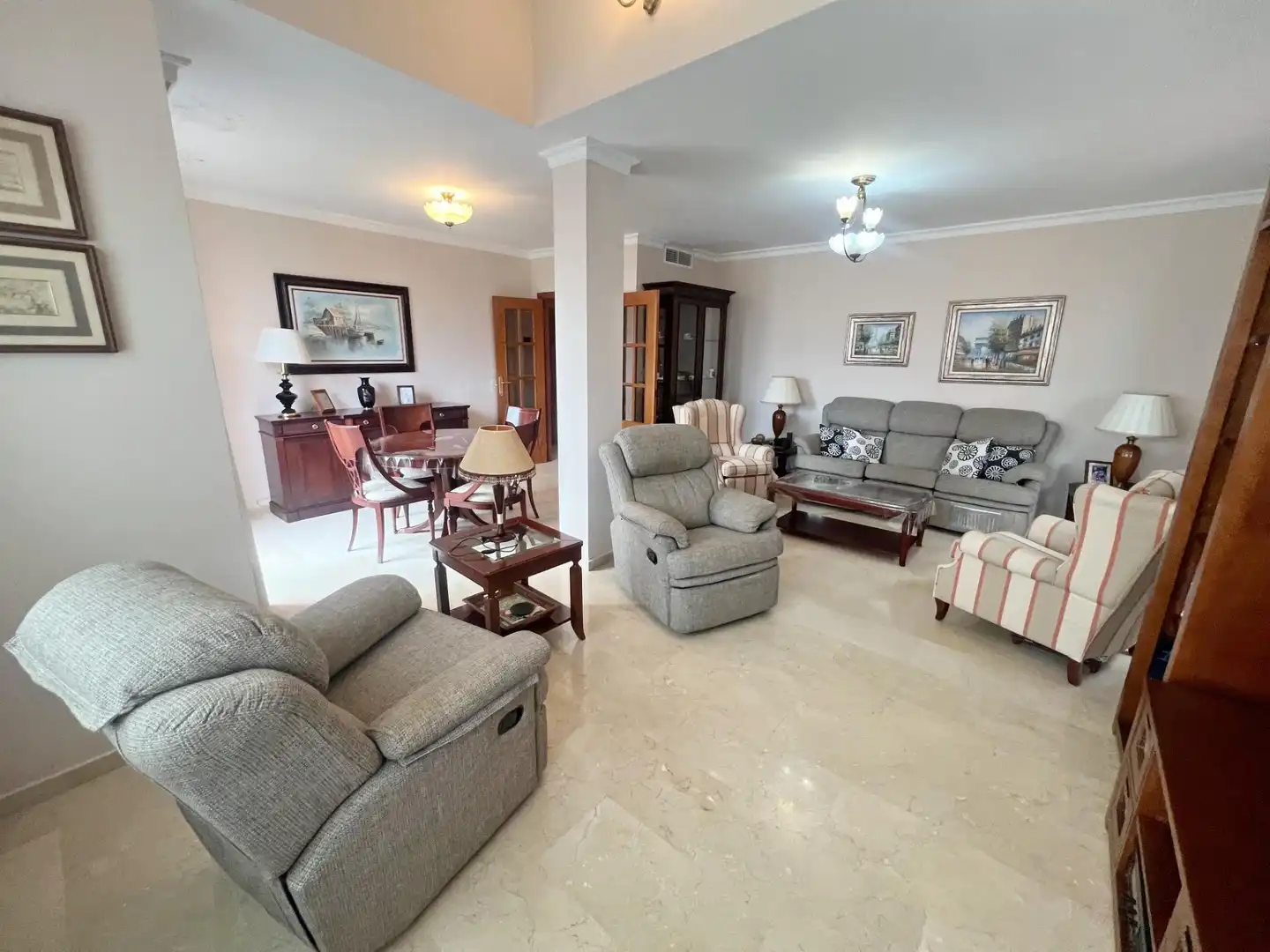 Sala d'estar de Àtic en venda en Torremolinos amb Aire condicionat, Terrassa i Traster
