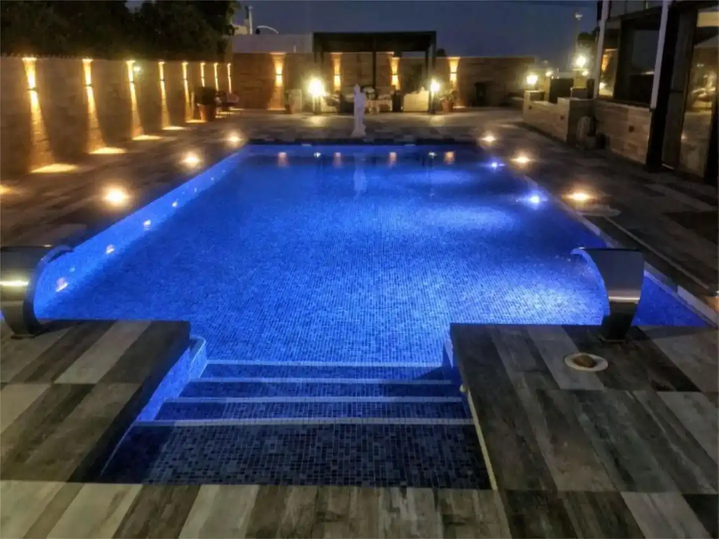 Schwimmbecken von Wohnung zum Verkauf in Elche / Elx mit Klimaanlage, Privatgarten und Abstellraum