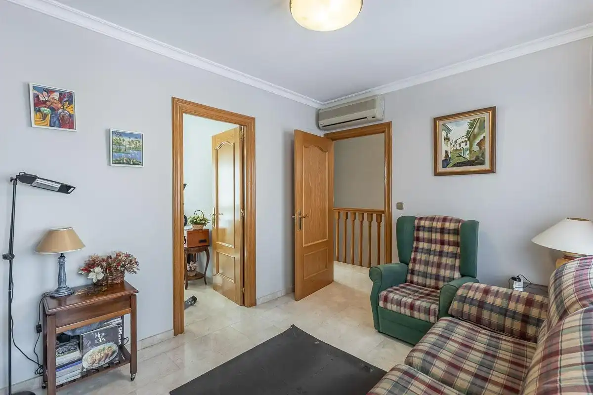 Casa o xalet en venda en Granada amb Aire condicionat, Terrassa i Piscina