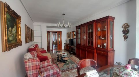 Luminoso  y  espacioso  Piso de 3 Dormitorios , 2 Baños con Garaje y Trastero en Logroño., imatge 5