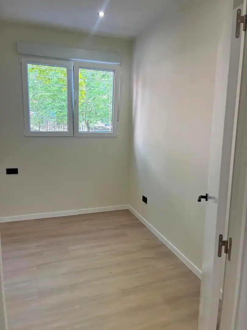 Bedroom of Flat for sale in Mollet del Vallès  with Air Conditioner, Heating and Parquet flooring