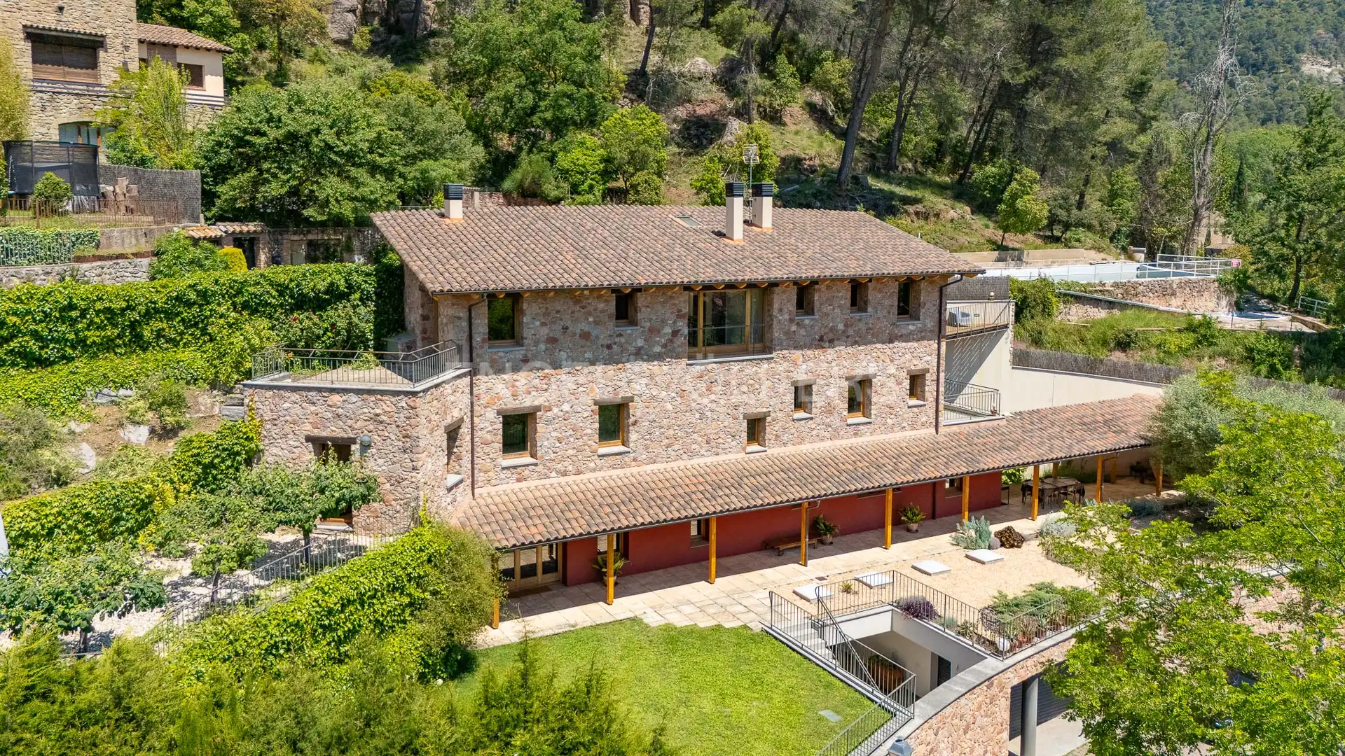 Vista exterior de Finca rústica en venta en Gallifa con Aire acondicionado, Calefacción y Jardín privado