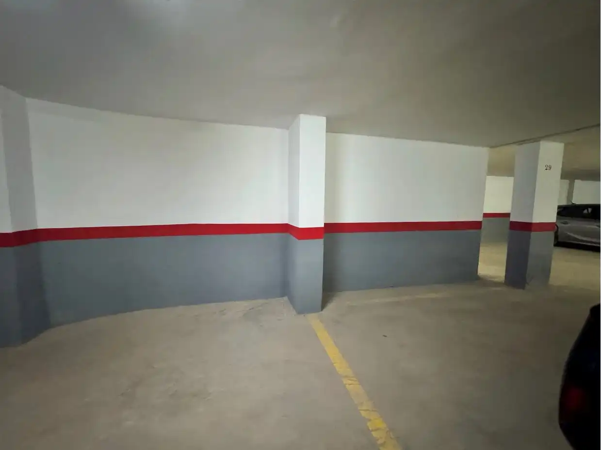 Einzelparkplatz zum Verkauf in Carretera de Malilla, imagen 2