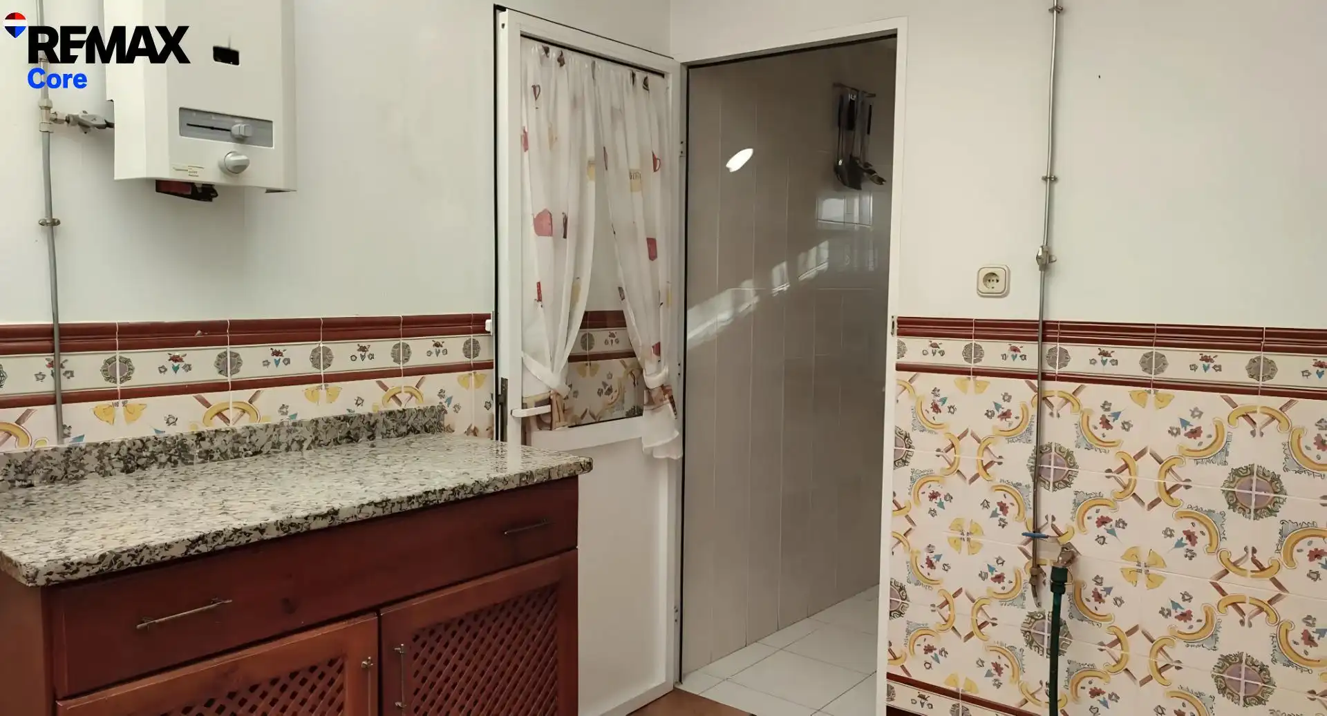 Bany de Casa o xalet en venda en Feria amb Terrassa, Traster i Moblat