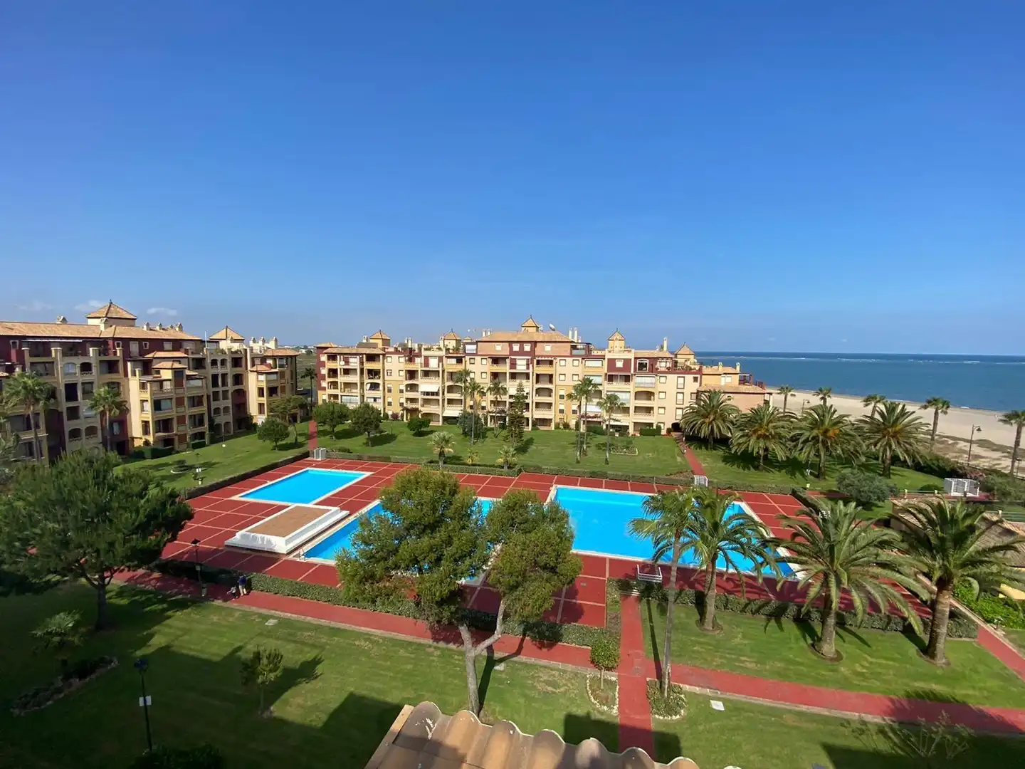 Ático con piscina en venta en Isla Canela, imagen 3