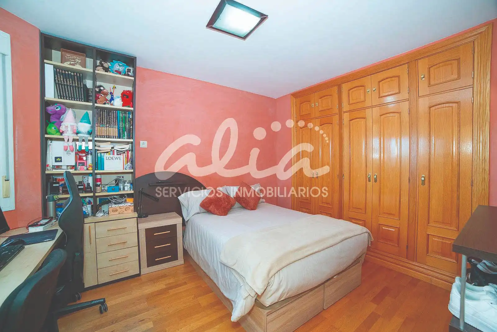 Bedroom of Detached homes for sale in Pinto  with Air Conditioner, Heating and Terrace
