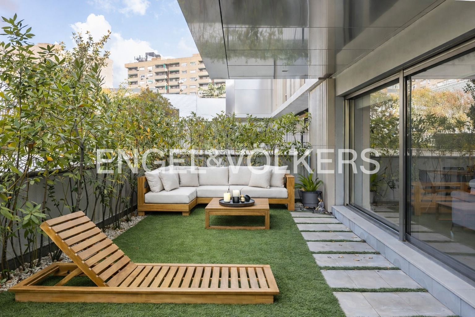 Terrace of Apartment for sale in  Madrid Capital  with Air Conditioner, Heating and Private garden