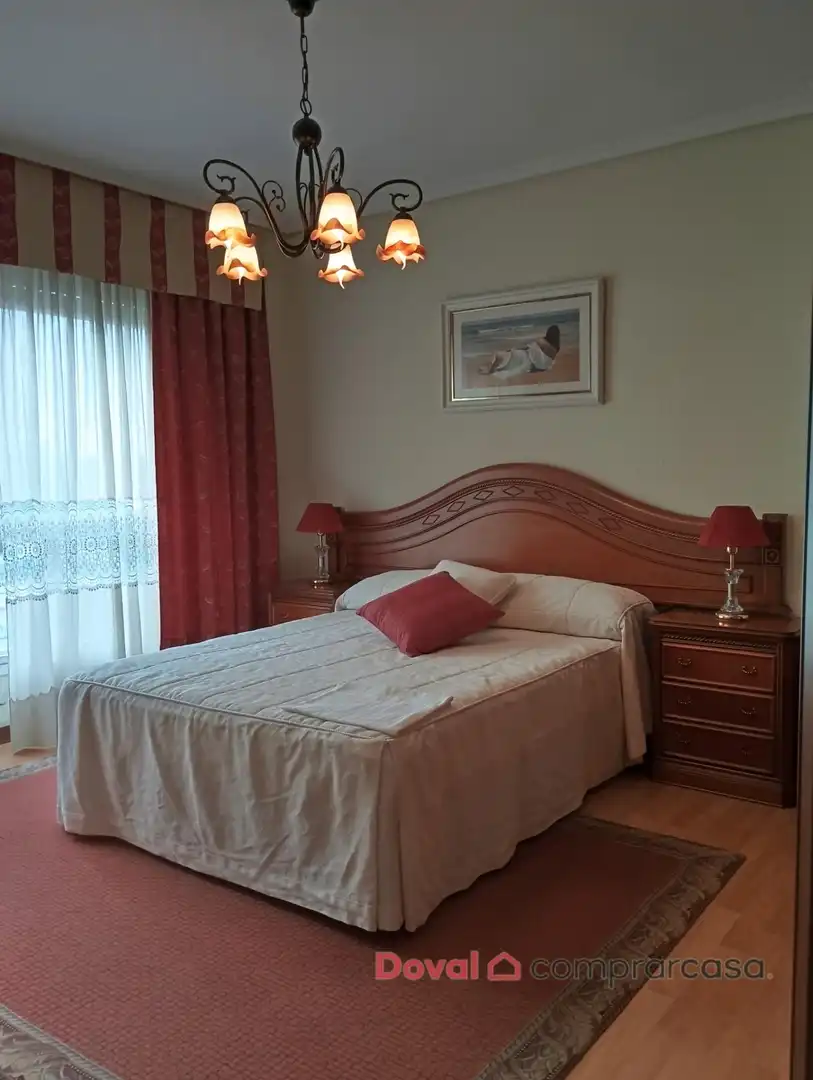 Habitación de Piso de alquiler en Vigo  con Calefacción, Parquet y Amueblado