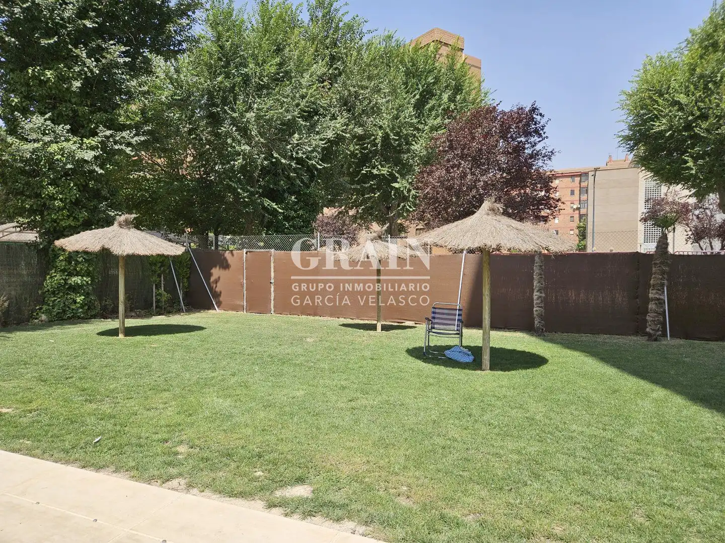 Jardí de Pis en venda en Albacete amb Aire condicionat, Calefacció i Piscina