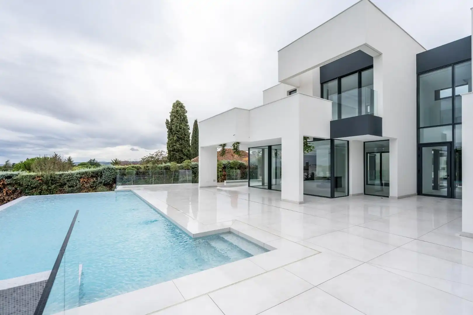 Piscina de Casa o xalet en venda en Las Rozas de Madrid amb Calefacció, Jardí privat i Terrassa