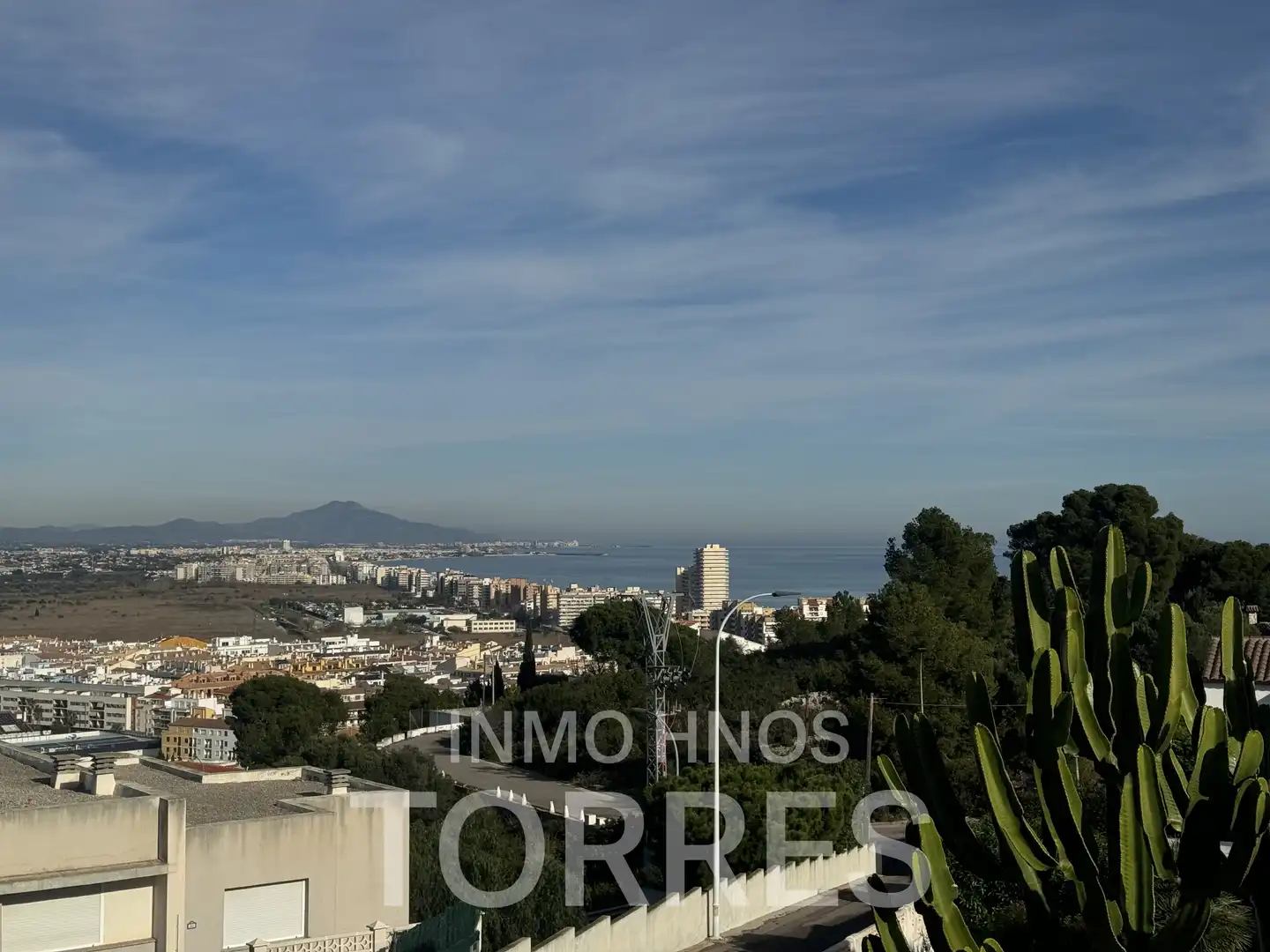 Vista exterior de Casa o xalet en venda en Peñíscola / Peníscola amb Aire condicionat, Jardí privat i Terrassa