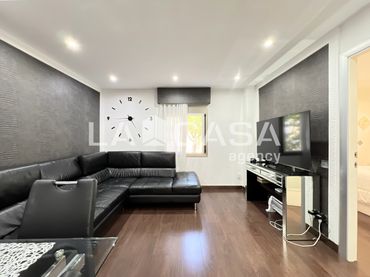 Piso con balcón en venta en Artigues - Llefià