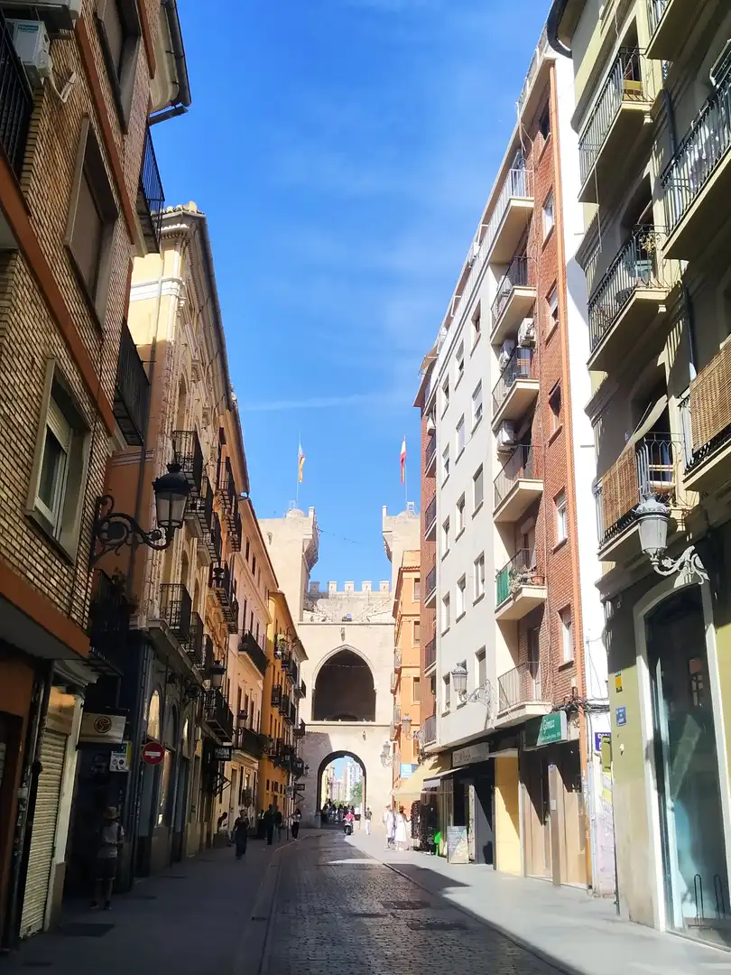 Piso de alquiler en CL QUART, El Pilar