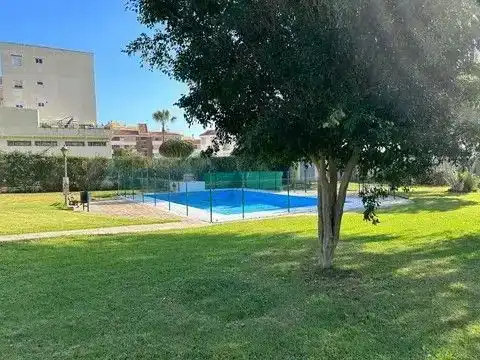 Schwimmbecken von Wohnung zur Miete in Benalmádena mit Klimaanlage, Schwimmbad und Balkon