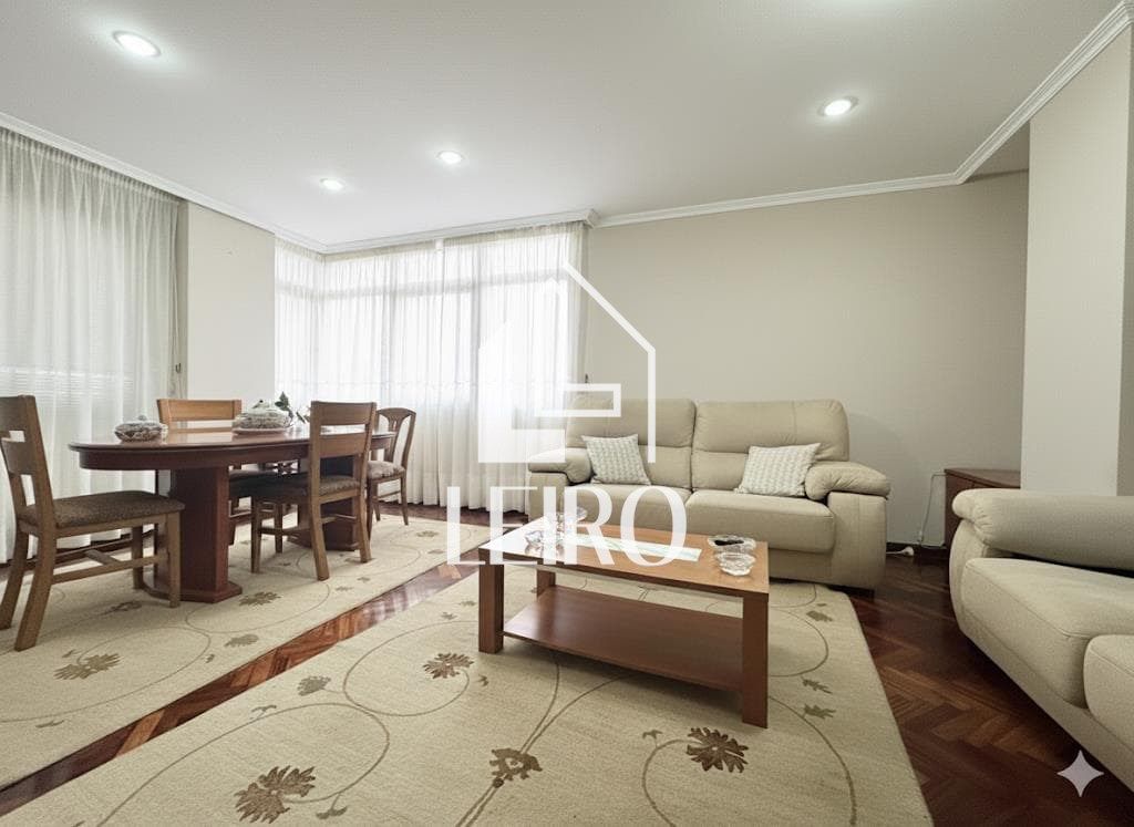 Living room of Flat for sale in Vilagarcía de Arousa  with Heating, Parquet flooring and Storage room