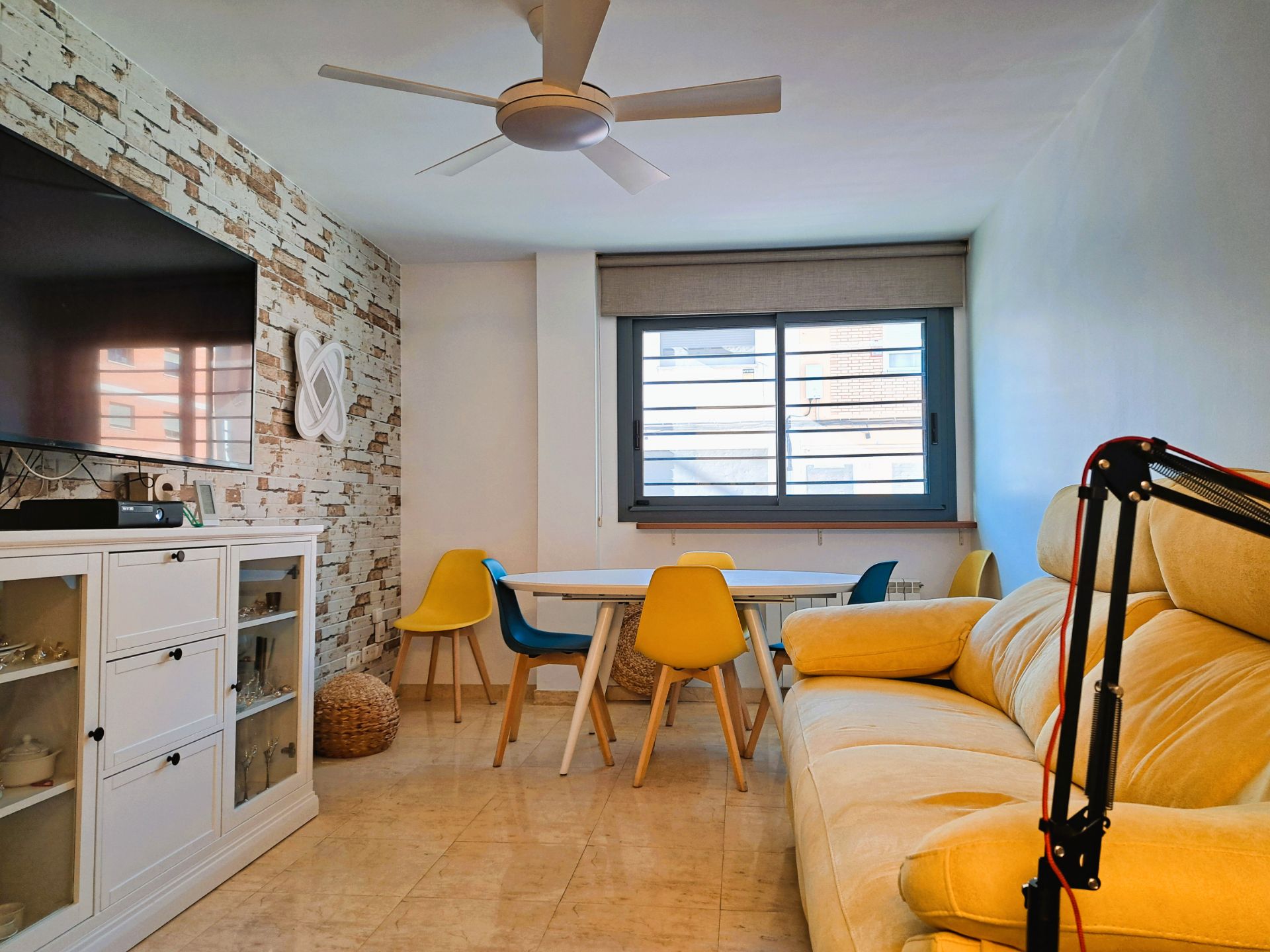 Living room of Flat for sale in Terrassa  with Heating, Terrace and Alarm